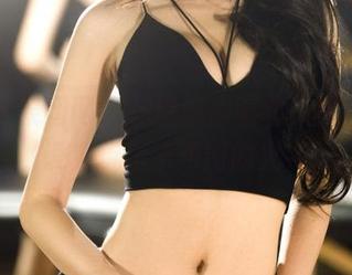 GIRLT果团网 – 精选张小喵的美图，女仆设定玩出了不同的火花