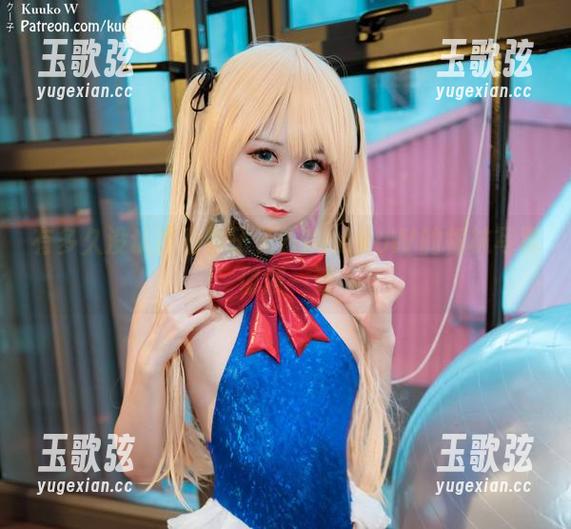 KuukoW 有多久没认真看袜子了?KuukoW的棉袜写真值得一看