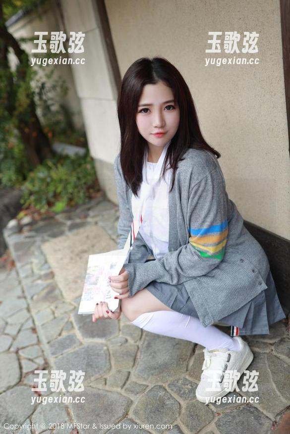 MFStar模范学院 - 偏偏是月音瞳在这组高清内衣写真中玩起了神秘感，让我难以自拔。