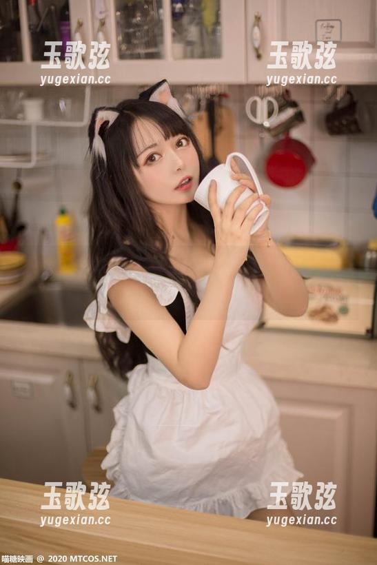 MTYH喵糖映画 在喵糖映画里找到了无圣光的夏日制服,图片越看越乱真,哈哈。