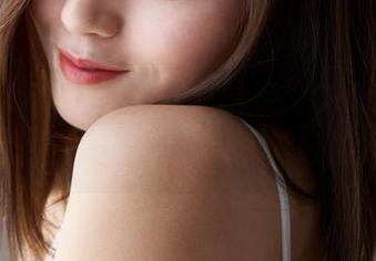 MiiTao蜜桃社 – 睡衣暴走，Cris_卓娅祺在线，无圣光的图包竟然妙趣横生！