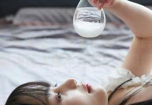 MiiTao蜜桃社 – 林柔柔的牛仔裤图包：时髦得让人挪不开眼的傻瓜组合