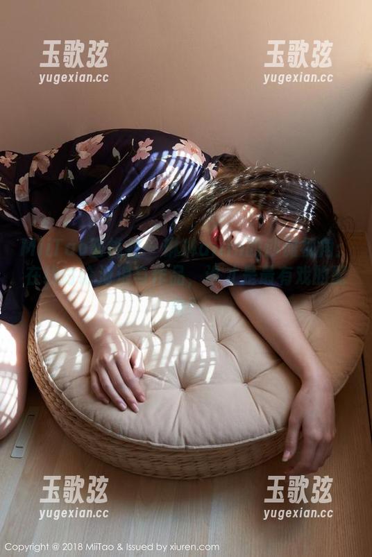 MiiTao蜜桃社 - 琳琳ailin的沙滩视角：在线讨论海浪与作品，谁才是最有戏的配角？