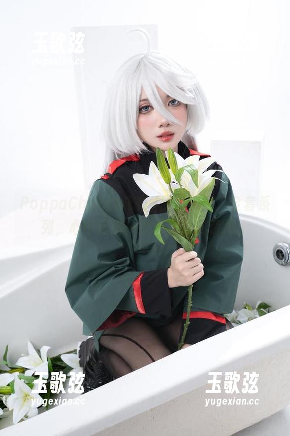 PoppaChan PoppaChan的泳衣#原图快递,全套系列,心中涌出一股海浪般的诗意。
