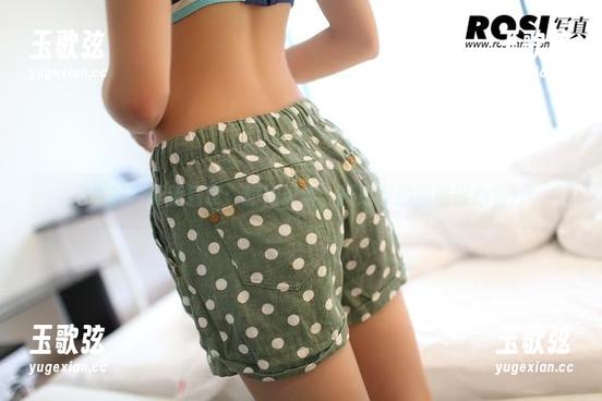 ROSI ROSI写真新篇章:旗袍更新,托朋友的福别出心裁!