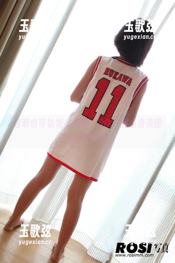 透明也可以如此美妙，ROSI的免费美图挑战你的想象！
