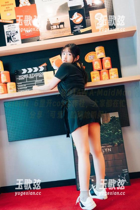 当Sonson(손손)在DJAWA-MaidMansionNº6里开cos合作社，大家都在忙着分享‘可爱’的尴尬瞬间！