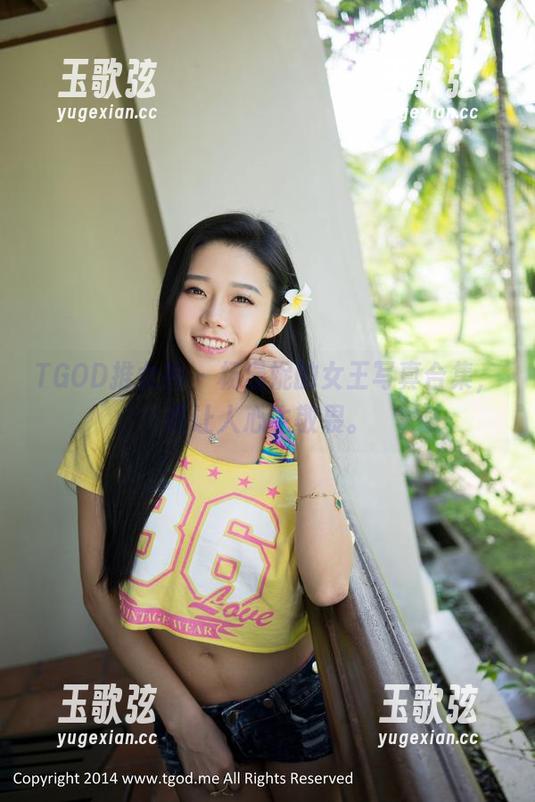 TGOD推女神 - 杨漫妮的女王写真合集，真让人心生敬畏。