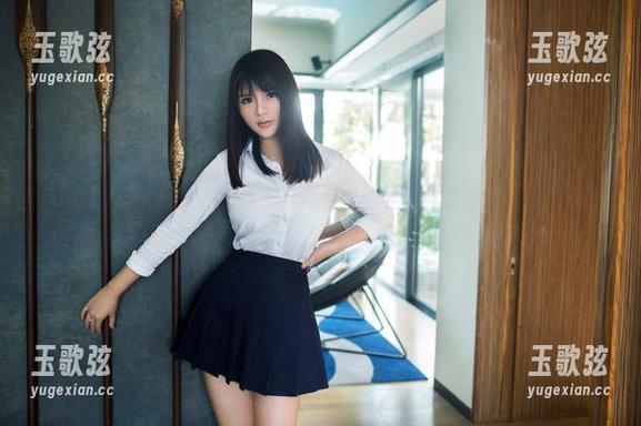 TuiGirl推女郎 - 图包直击，何何夕的学妹样子真让人多看几眼。