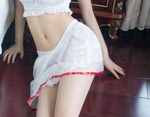 TuiGirl推女郎 – 王馨瑶的户外写真——有人说那是自然，我只看见这张壁纸里的一抹风骚。