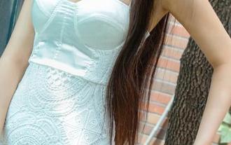 UGirls尤果网 – 李易童的“学姐”作品，永远是个不愿释怀的福利梦