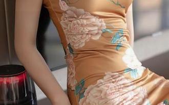 XIAOYU语画界 – 我就是那么容易被吸引，Cris_卓娅祺和水手服搭配的福利高得离谱，达到我预料之外。