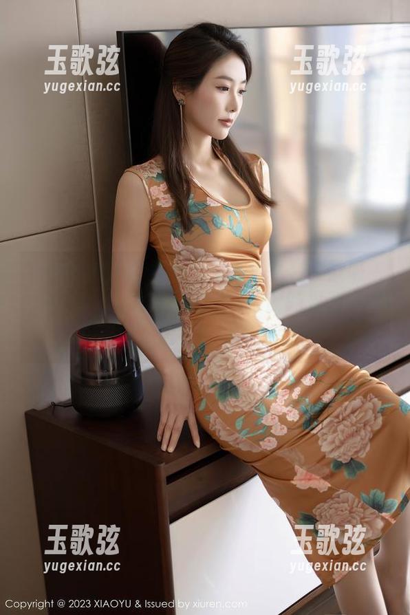 XIAOYU语画界-Cris_卓娅祺 XIAOYU语画界 - 我就是那么容易被吸引,Cris_卓娅祺和水手服搭配的福利高得离谱,达到我预料之外。