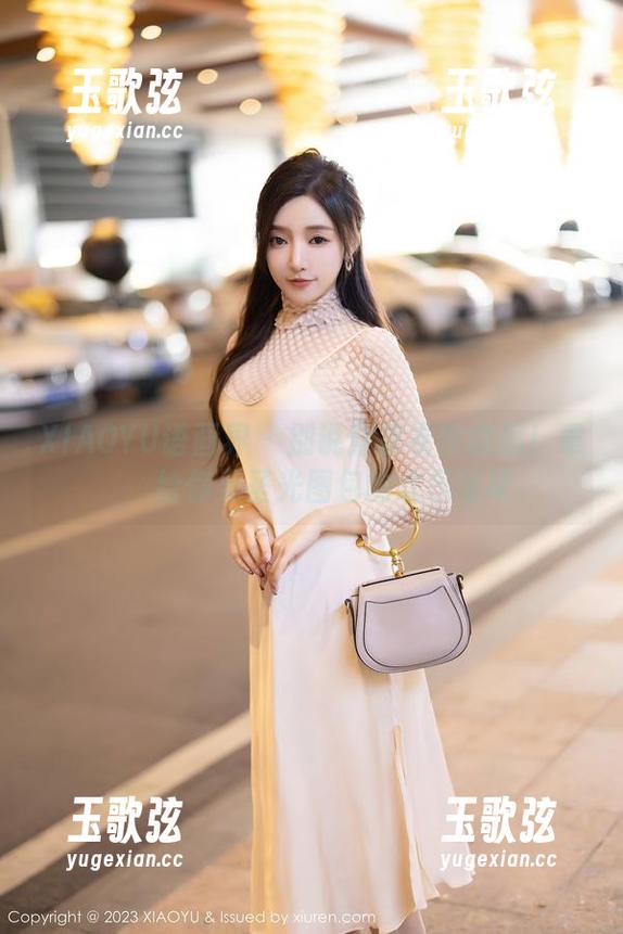 XIAOYU语画界-章芃芃 XIAOYU语画界 - 别说穿皮衣没意思!章芃芃给你无圣光图包的欢乐秘诀