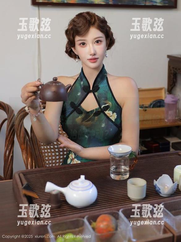 Xiuren秀人网 - 私拍朱可儿Flora的原图，女王范在显露，怎么让人有种想被统治的冲动？