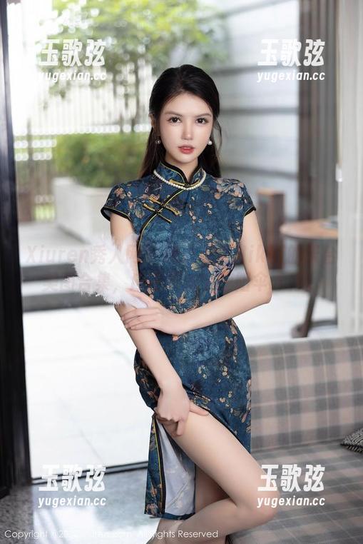 Xiuren秀人网-果果Nikki Xiuren秀人网 - 这组果果Nikki的天台美图合集,应该再加个遮阳伞才行。