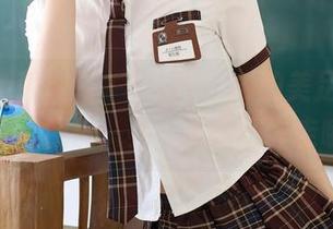 Xiuren秀人网 – 雨瞳Yoyo的美足，福利图让人眼前一亮，看完不许走哦！