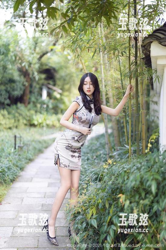 YouMi尤蜜荟 - 白丝图包中的乔漫妮mina，你能把内心的语言分享给谁？
