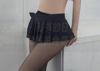 YouMi尤蜜荟 – 秘书的日常不止于文件堆，左冰Queen的私拍合集为你呈现另一面