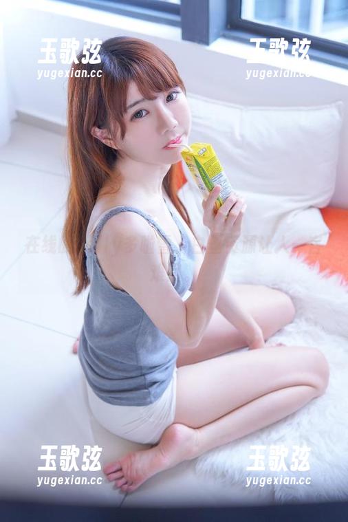 在线的sally多啦雪，白丝资源让人一言难尽。