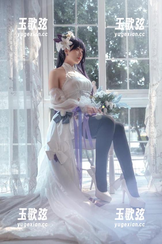 九言与和服：让我找找，原图里的裙摆有翅膀吗？