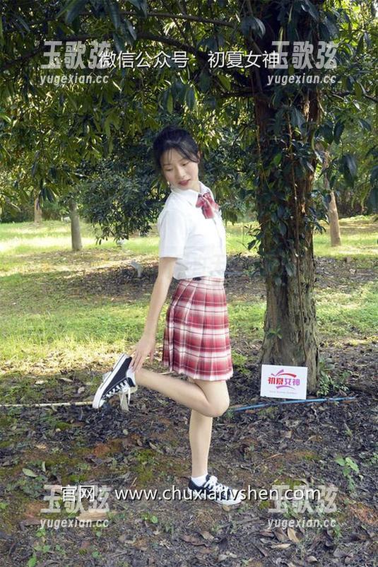 初夏女神 - 环环的黑白天使：原图看着是要看紧，这个氛围感！