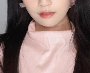 免费图册：千反田鹿子的妹妹，我就默默关注，好奇到不行。