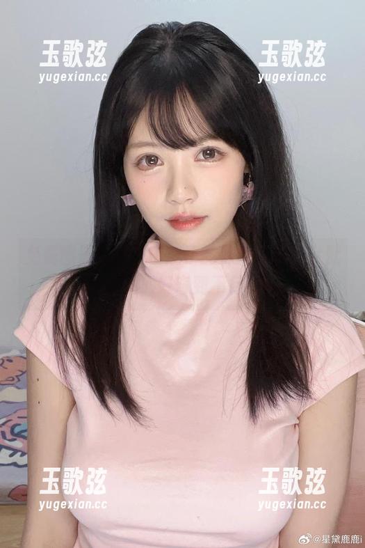 免费图册：千反田鹿子的妹妹，我就默默关注，好奇到不行。