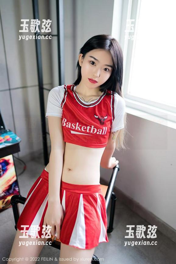 嗲囡囡 - 赵小米Kitty化身奶牛，图片全套大公开，牛的气息溢出屏幕！