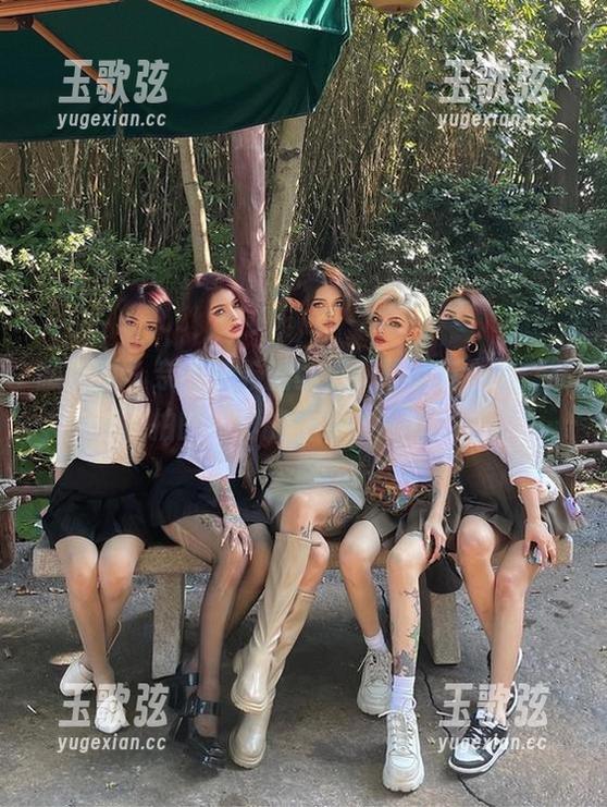 微密圈 - 奈斯希希的豹纹…是挺有个性，私拍图片真能引发讨论啊！