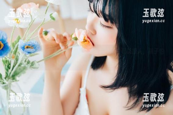 一双定制棉袜，宋哈娜(송하나)实力证明：图片可以撩人，袜子也能！