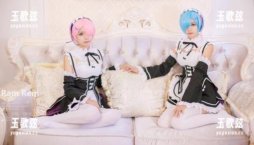 看！小野妹子w更新了女孩写真集，捣蛋了，又开始引发我们对‘少女心’的狂欢！