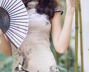 尤蜜荟 – 天台上的娇喘JC，原图翻开，精选出来的迷人偷瞄