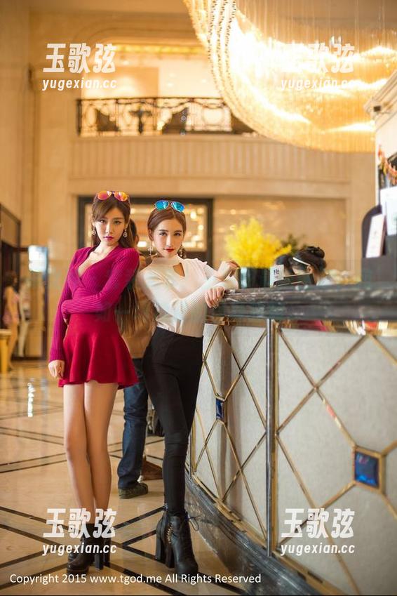 推女神 - 套装无罪！王明明最新图册，宛如一场视觉的怪异独舞。