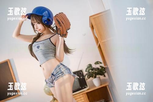 小僵尸不怕，至于“是三不是世w”的图包，我就默默享受吧…
