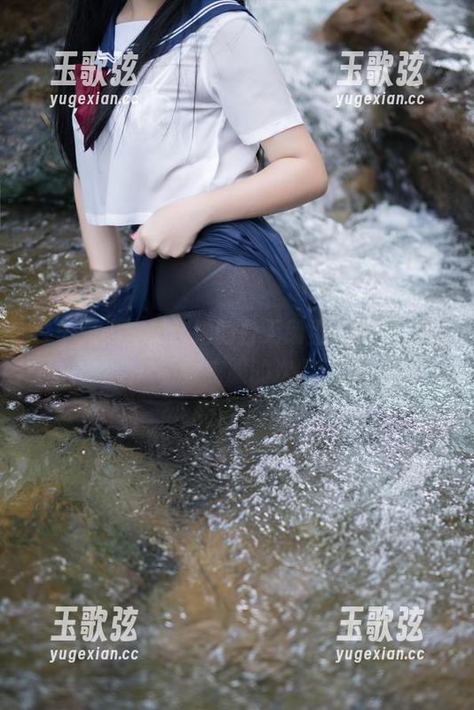 杏子夫人盛赞：她的白天鹅正片资源，比我上次折叠衣服的次数还多！