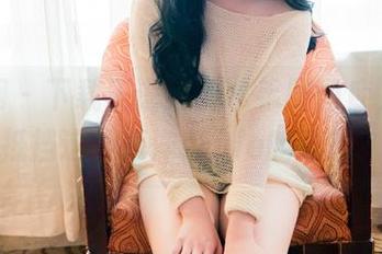 果团网 – 下载王语纯的水手服图库，谁能抵挡这种海洋style的诱惑？