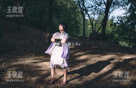 说说看，桃墨公子拍的希娜小姐美图分享值不值得点赞？