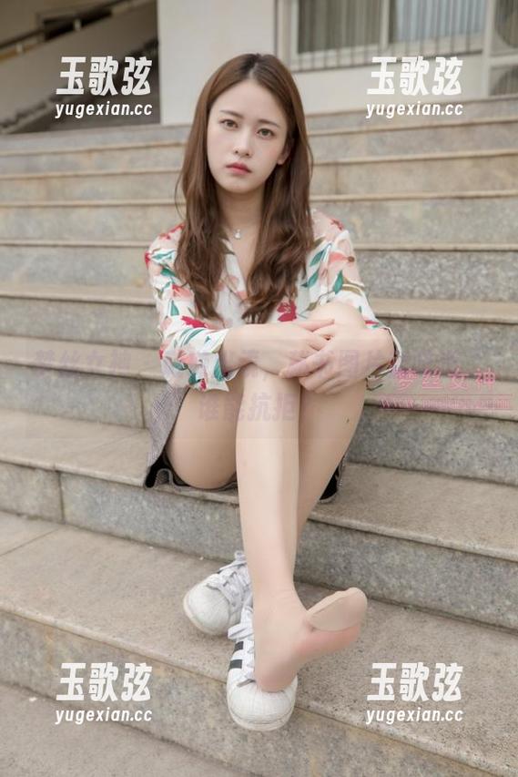 梦丝女神 - 璇璇出镜，秘书图片新味道，谁能抗拒？