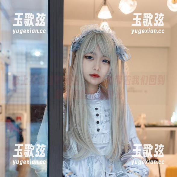 梨瑾瑾 恋上梨瑾瑾的私拍,巧妙地带着我们回到幼稚园的懵懂时光