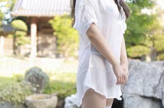模范学院 – 最新就在这里，小奶瓶呜呜内衣作品集，来感受下她的魔力吧