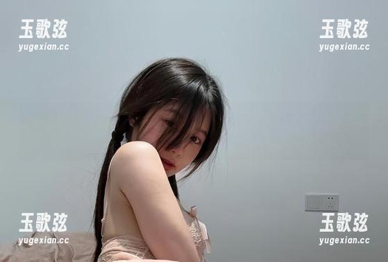 微密圈 - 在线写真库大开，不只有白色，还有火龙果羊的幽默风格！