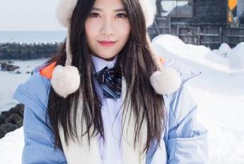 爱蜜社 – 关于小丽莎萌萌哒兔女郎的写真，有些细节我想分享，但又怕你误会…
