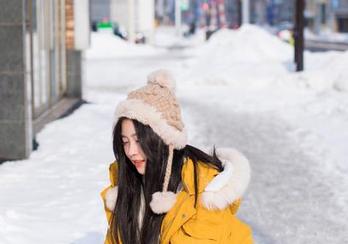 爱蜜社 – 图包里藏着全套李李七七喜喜旗袍：如果我是一件旗袍，你敢把我拿去派对？