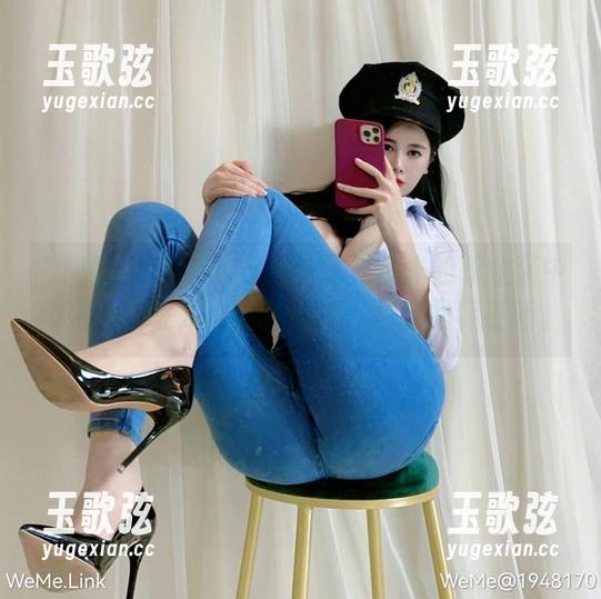 微密圈 - 看猪小七怎样在无圣光的职业装中闪耀，实在是...不容易呀，图包需要更新。