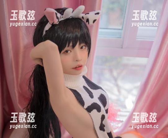 网袜与疾走可可，高清里的暧昧动态