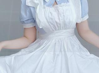 白银81的透明制服合集：让你猜想她一整天都在想些什么