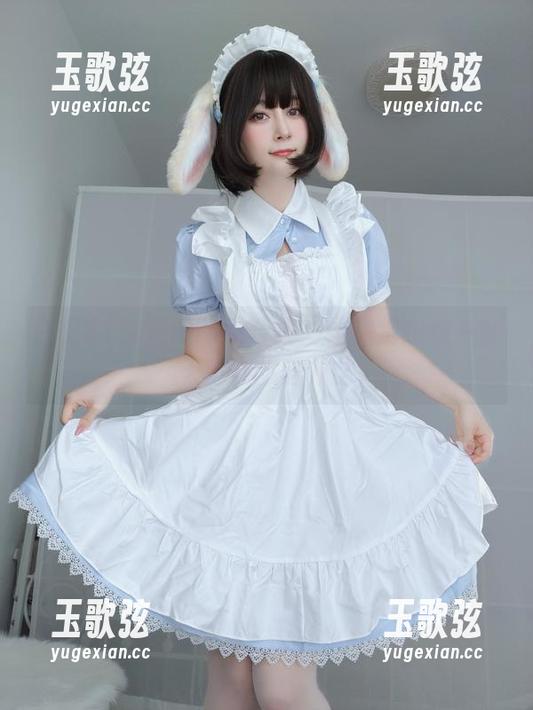 白银81的透明制服合集：让你猜想她一整天都在想些什么