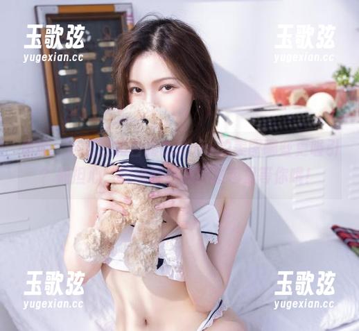 白露Bululu 你说,这夏日和白露Bululu的美图哪些更吸引?别担心,统统都在我的图包里等你哦!