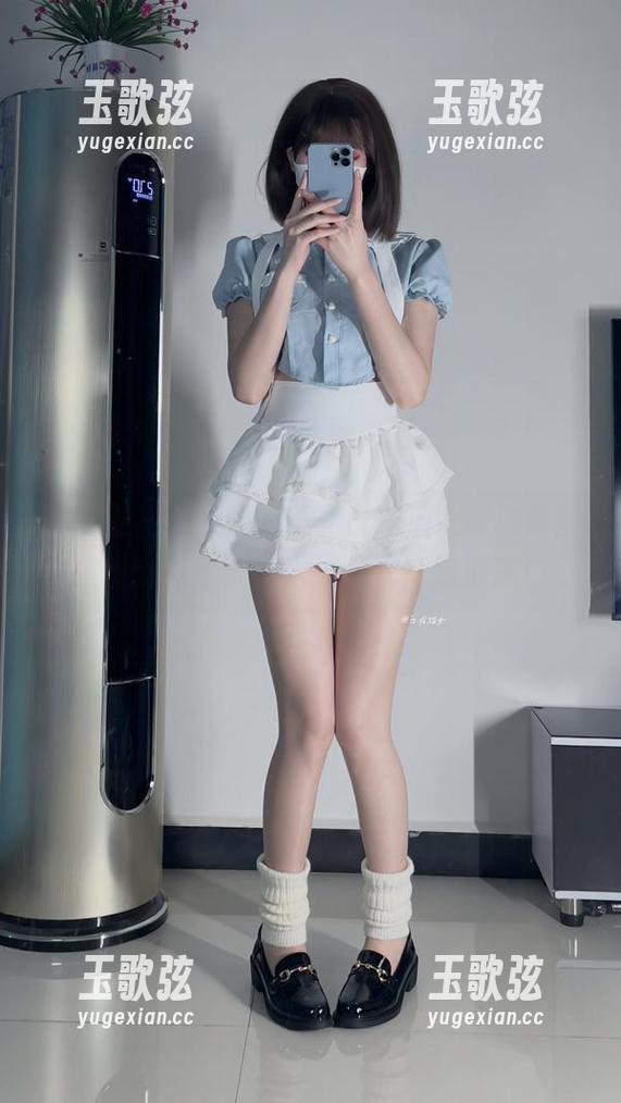 白龙猫女 微密圈 - 无圣光的美,白龙猫女足底套图内附幽默感,让人一边看一边捧腹!